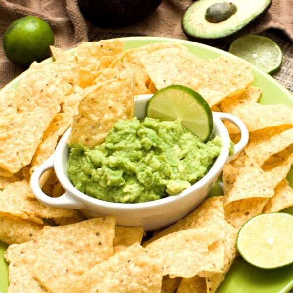 guacamole with lime juice