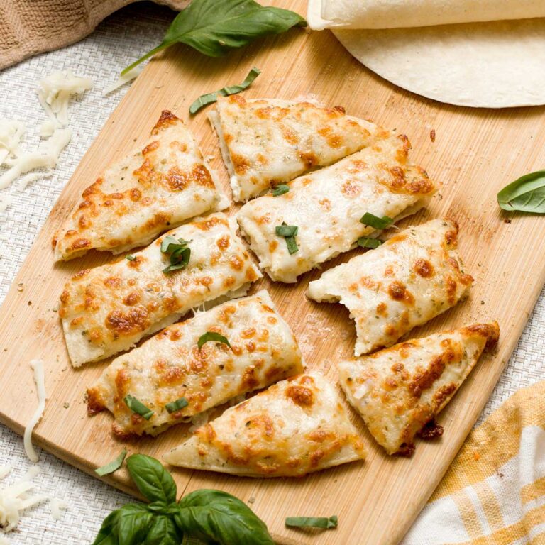 Tortilla garlic bread with cottage cheese and corn tortillas.